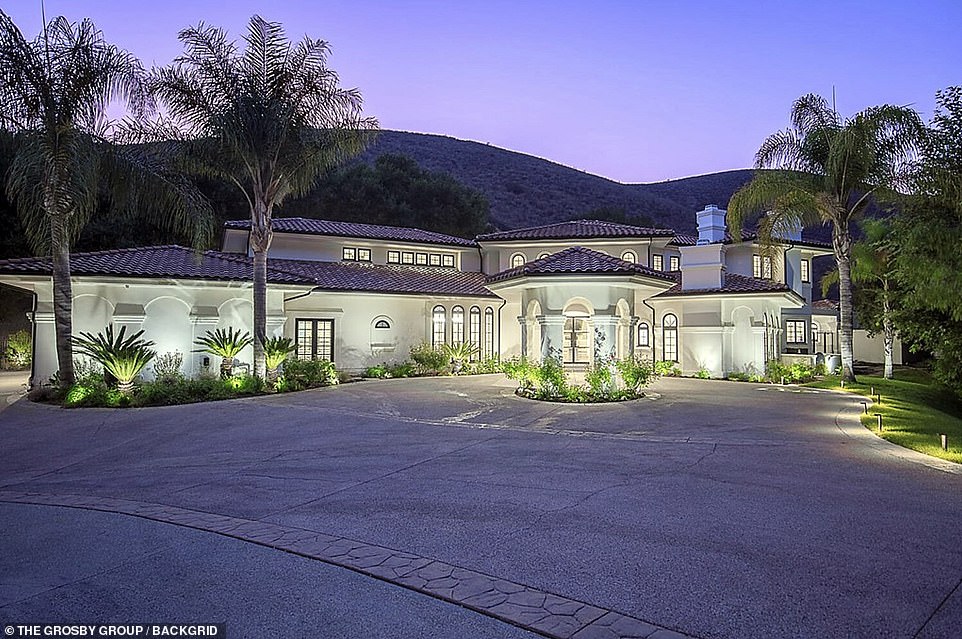 A estrela do Los Angeles Rams e sua esposa compraram a casa no ano passado por US $ 4,1 milhões