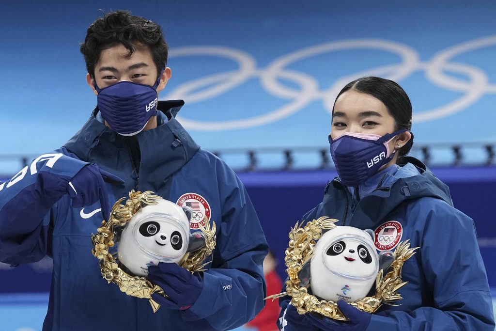 Exclusivo para a Associated Press: patinadores artísticos dos EUA entraram com um recurso de medalha olímpica