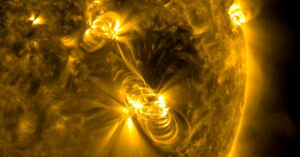 Cientistas russos alertam para forte atividade de explosão solar na segunda-feira