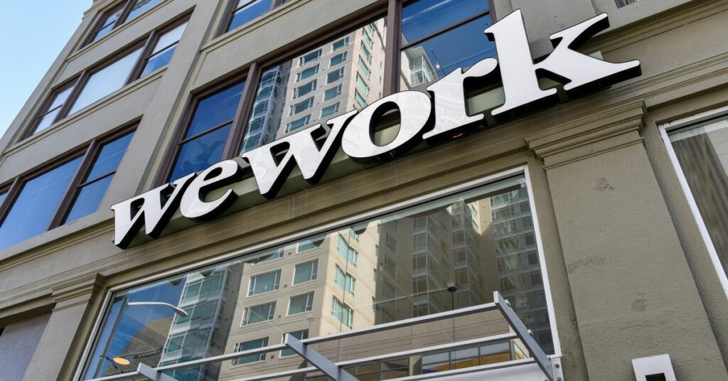 WeWork, subsidiária do SoftBank, que já foi a startup mais valiosa dos Estados Unidos, está sucumbindo à falência