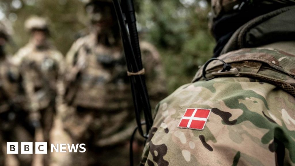 Dinamarca começa a recrutar mulheres para o serviço militar