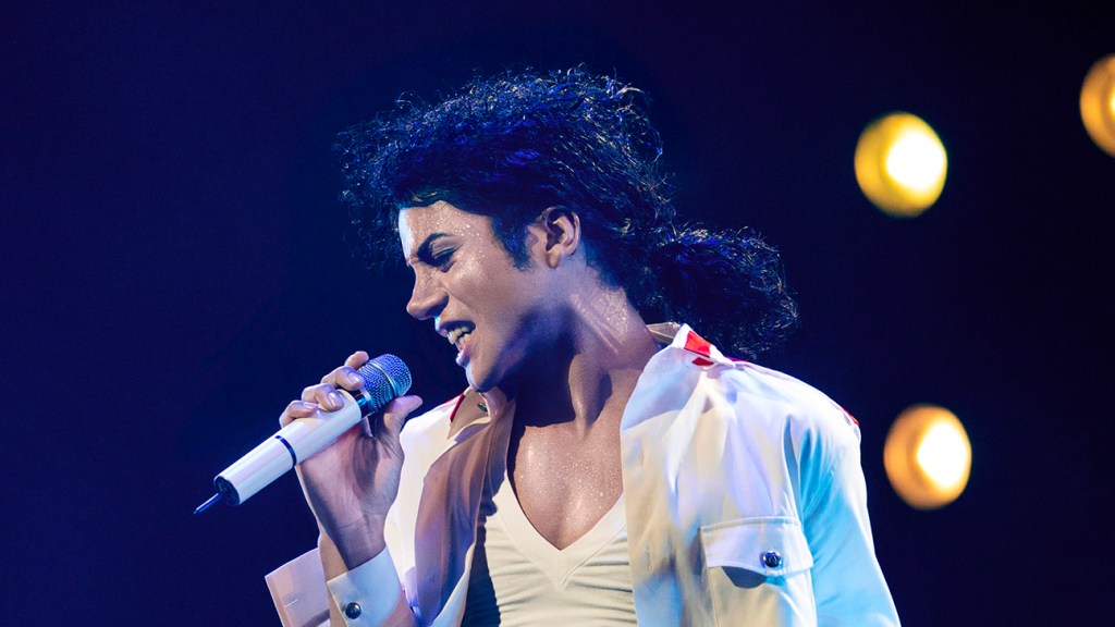 Filme biográfico de Michael Jackson deslumbra com surpresa pela primeira vez no CinemaCon