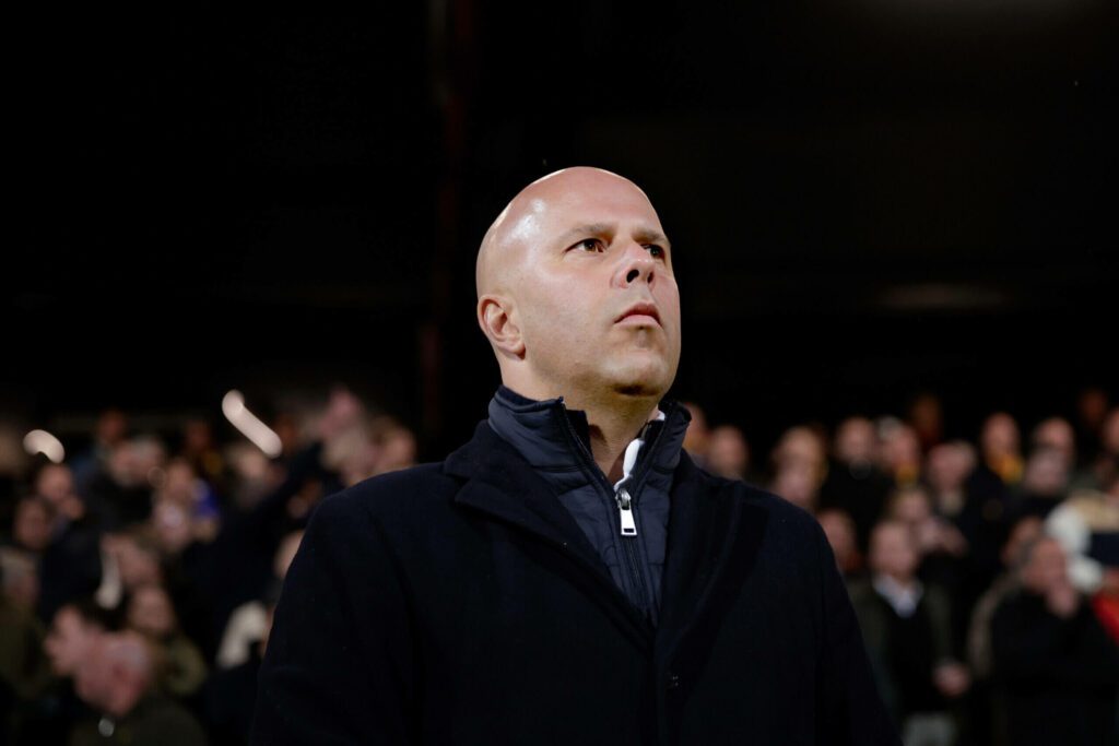 Arne Slott: Liverpool concorda com Feyenoord sobre um novo contrato de treinador